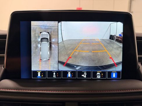 Used 2024 Chevrolet Suburban RST w/ Luxury Package AWD/4WD image 24