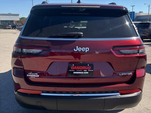 Used 2024 Jeep Grand Cherokee L Limited w/ Luxury Tech Group II AWD/4WD image 7