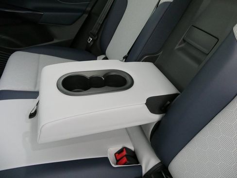 New 2025 Volkswagen ID.4 Pro S image 36