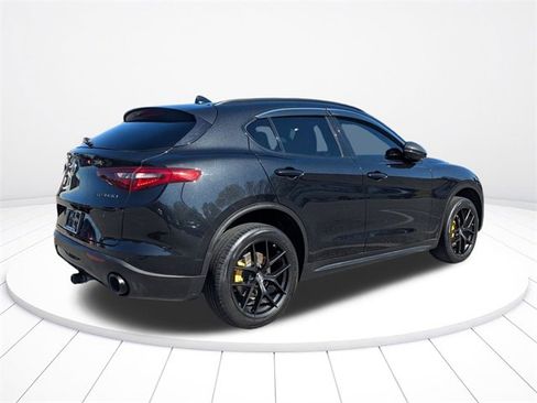 Used 2019 Alfa Romeo Stelvio Sport w/ Quick Order Package 22K Sport image 3