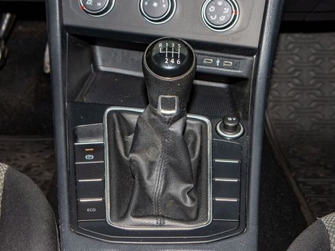 Used 2021 Volkswagen Jetta S image 22