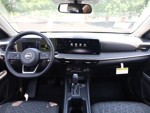 New 2026 Nissan Kicks SV FWD image 20