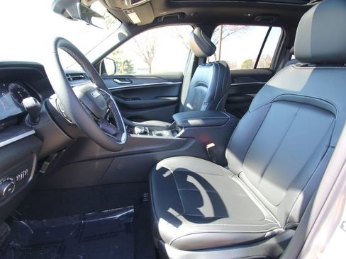 New 2026 Jeep Grand Cherokee Limited image 6