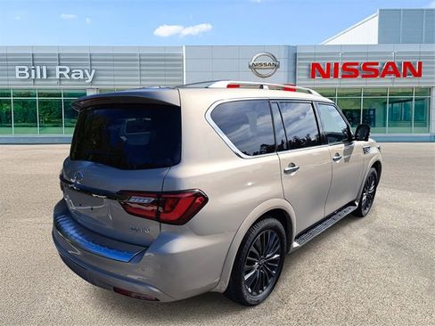 Used 2023 INFINITI QX80 Premium Select w/ Cargo Package image 4