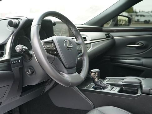 Used 2021 Lexus ES 300h w/ Premium Package FWD image 15