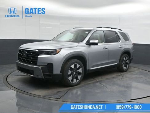 New 2026 Honda Pilot Touring image 7