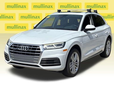 Used 2020 Audi Q5 2.0T Premium Plus w/ Premium Plus Package AWD/4WD image 14