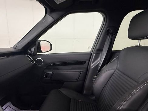Certified 2025 Land Rover Discovery S AWD/4WD image 20