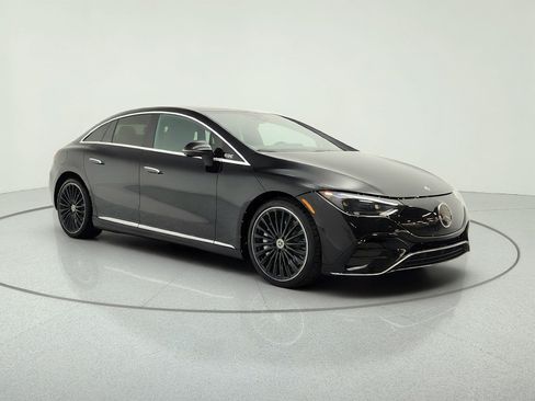 Used 2023 Mercedes-Benz EQE 350+ Sedan image 3