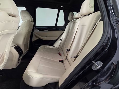 Used 2022 BMW X3 M40i image 10