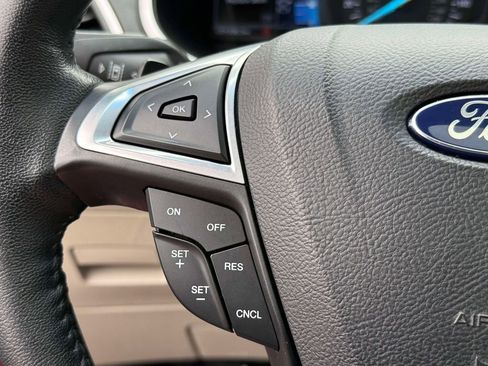 Used 2016 Ford Edge Titanium w/ Equipment Group 302A AWD/4WD image 35