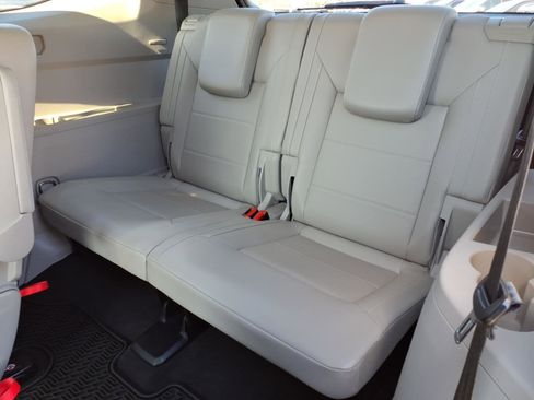 Used 2021 Volkswagen Atlas SE w/ Panoramic Sunroof Package image 13