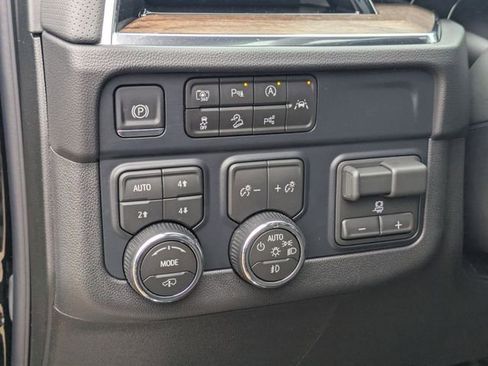 New 2026 Chevrolet Tahoe High Country image 14