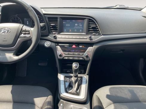 Used 2018 Hyundai Elantra Value Edition FWD image 11