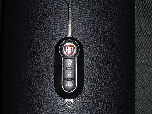 Used 2015 FIAT 500 Sport FWD image 32
