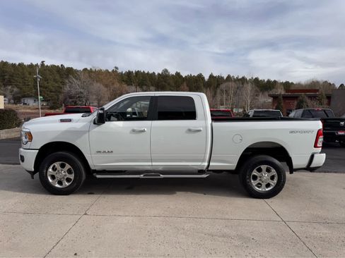 Used 2024 RAM 2500 Big Horn w/ Sport Appearance Package image 2