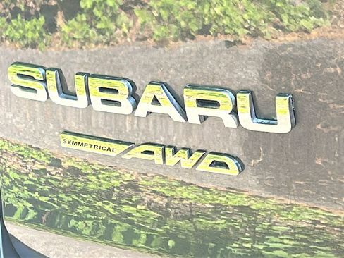Used 2023 Subaru Ascent Premium w/ Convenience Package AWD/4WD image 7