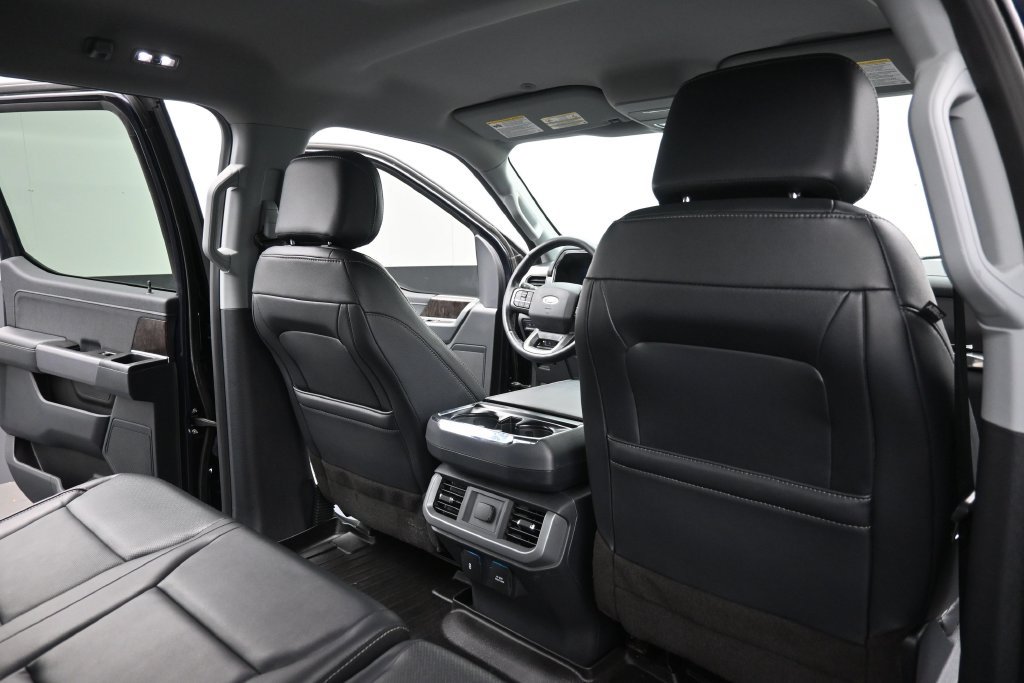 Used 2021 Ford F150 Lariat RWD image 16