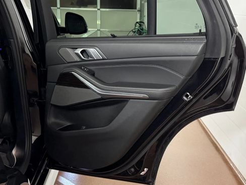Used 2019 BMW X5 xDrive50i w/ M Sport Package AWD/4WD image 46