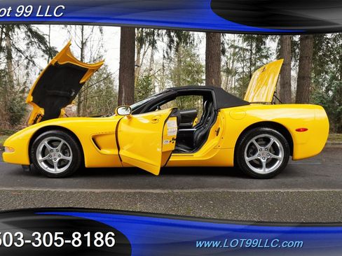 Used 2001 Chevrolet Corvette Convertible w/ Preferred Equipment Group2 image 28
