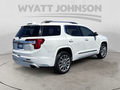 Used 2023 GMC Acadia Denali w/ Denali Technology Package FWD image 5
