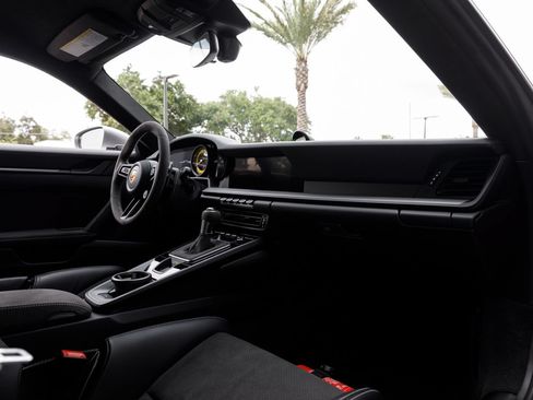 Used 2023 Porsche 911 GT3 RWD image 50