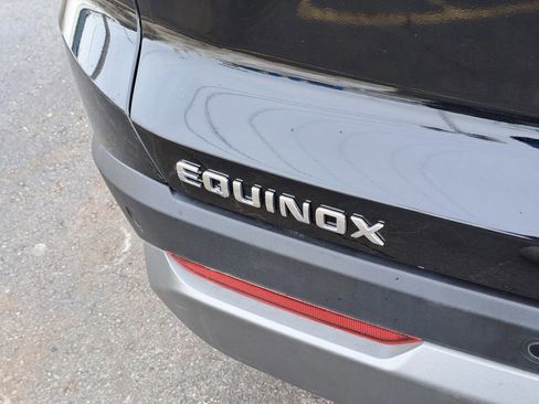 Certified 2025 Chevrolet Equinox LT FWD image 8