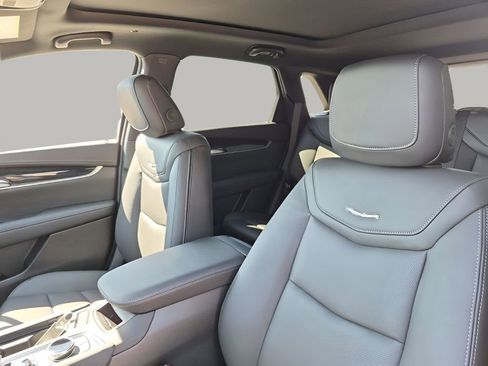 New 2026 Cadillac XT5 Premium Luxury w/ LPO, ONYX Package image 31