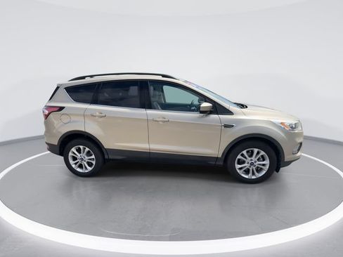 Used 2018 Ford Escape SEL FWD image 8