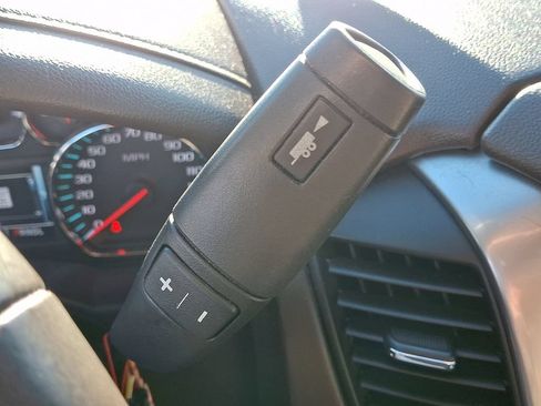 Used 2018 Chevrolet Tahoe LT AWD/4WD image 16