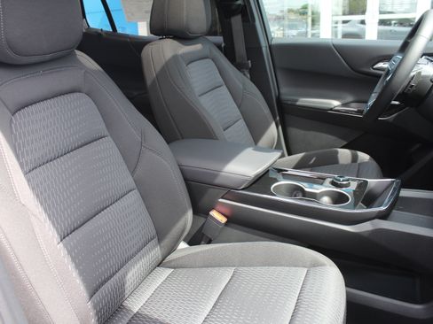 New 2026 Chevrolet Equinox LT w/ Midnight Edition FWD image 16