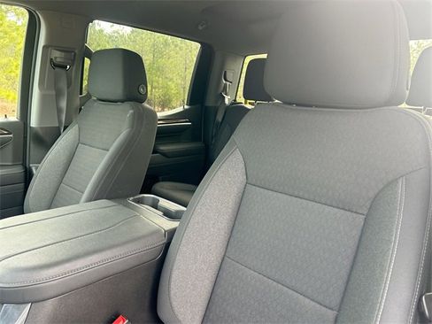 Used 2025 Chevrolet Silverado 1500 LT image 14