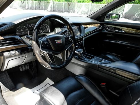 Used 2017 Cadillac CT6 Luxury image 3