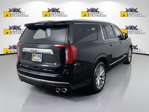 Used 2023 GMC Yukon XL Denali w/ Denali Reserve Package image 5