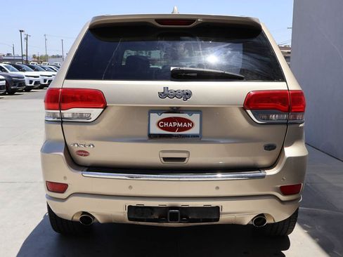 Used 2015 Jeep Grand Cherokee Overland AWD/4WD image 4