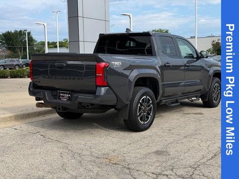 Used 2024 Toyota Tacoma TRD Sport w/ TRD Sport Premium Package AWD/4WD image 3