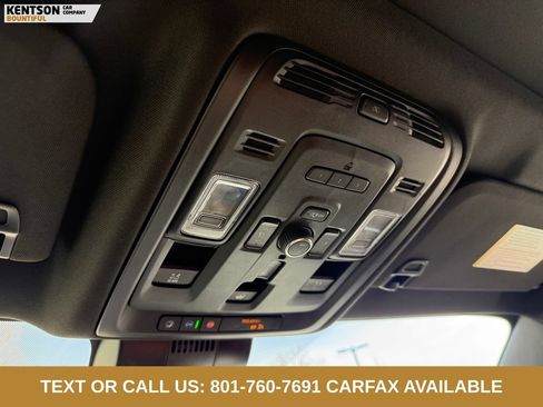 Used 2024 GMC Yukon Denali Ultimate AWD/4WD image 30