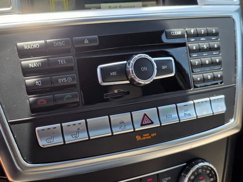 Used 2015 Mercedes-Benz GL 450 4MATIC w/ Parking Assist Package image 37