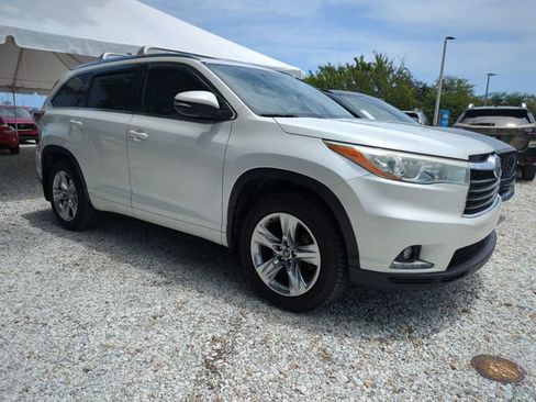 Used 2016 Toyota Highlander Limited Platinum AWD/4WD image 1