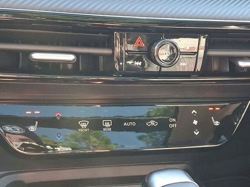 New 2026 Nissan Kicks SR w/ SR Premium Package image 14