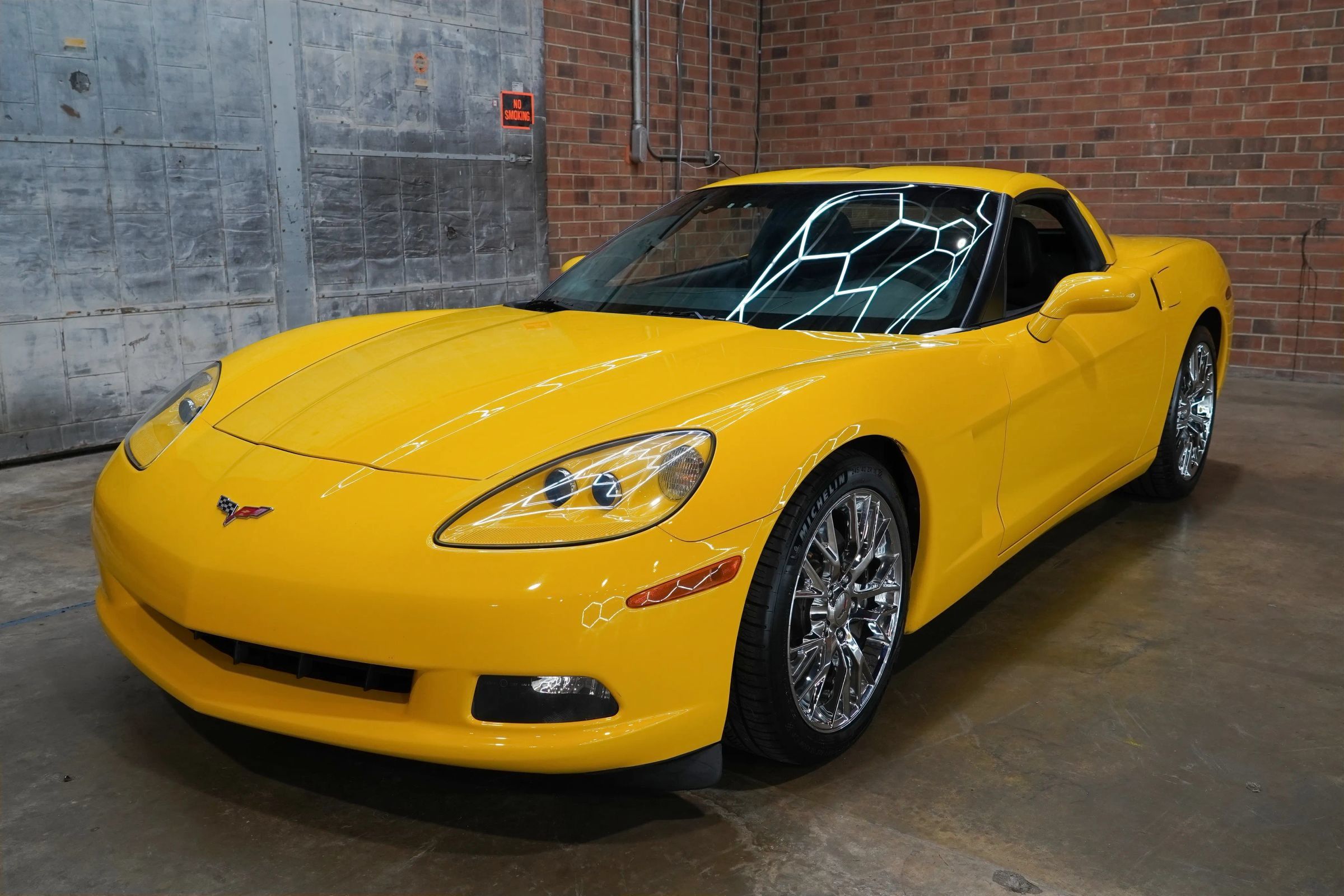 Used 2012 Chevrolet Corvette Coupe w/ Roof Package RWD image 5