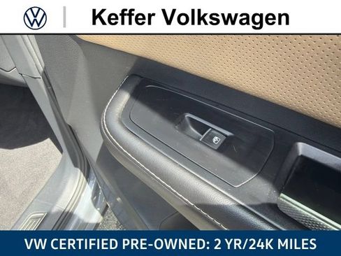 Certified 2024 Volkswagen Atlas Cross Sport SE FWD image 37