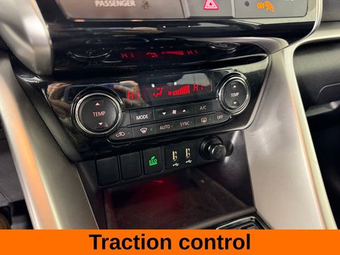 Used 2024 Mitsubishi Eclipse Cross SE image 16