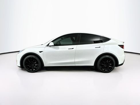 Used 2021 Tesla Model Y Long Range AWD/4WD image 4