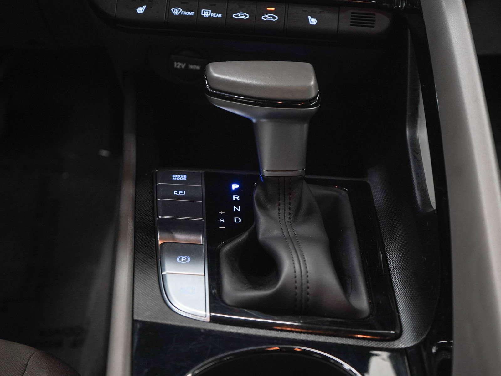 Used 2025 Hyundai Elantra SEL FWD image 17