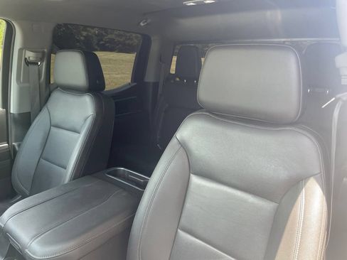 Used 2023 GMC Sierra 1500 SLT w/ SLT Convenience Package AWD/4WD image 27