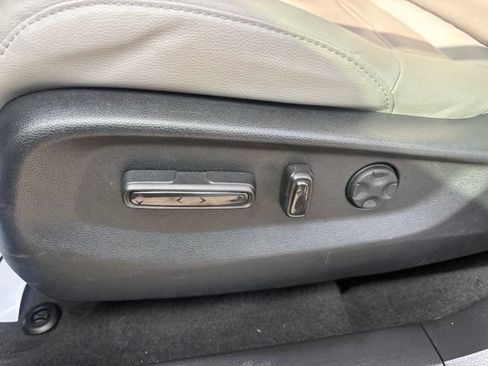 Used 2020 Honda CR-V EX-L image 24
