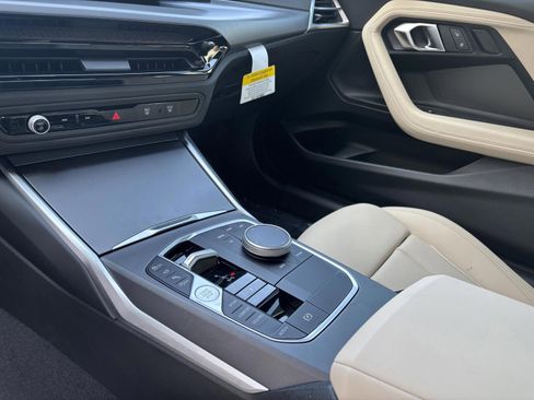 Used 2025 BMW 230i Coupe w/ Premium Package image 10