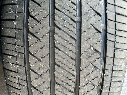 Used 2023 Nissan Pathfinder Platinum w/ Cargo Package image 11