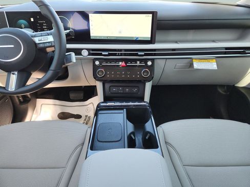New 2026 Hyundai Tucson Limited FWD image 13